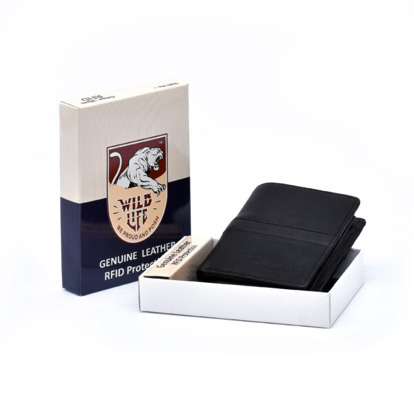 Wild Life Genuine Leather Men's Wallet(RFID)