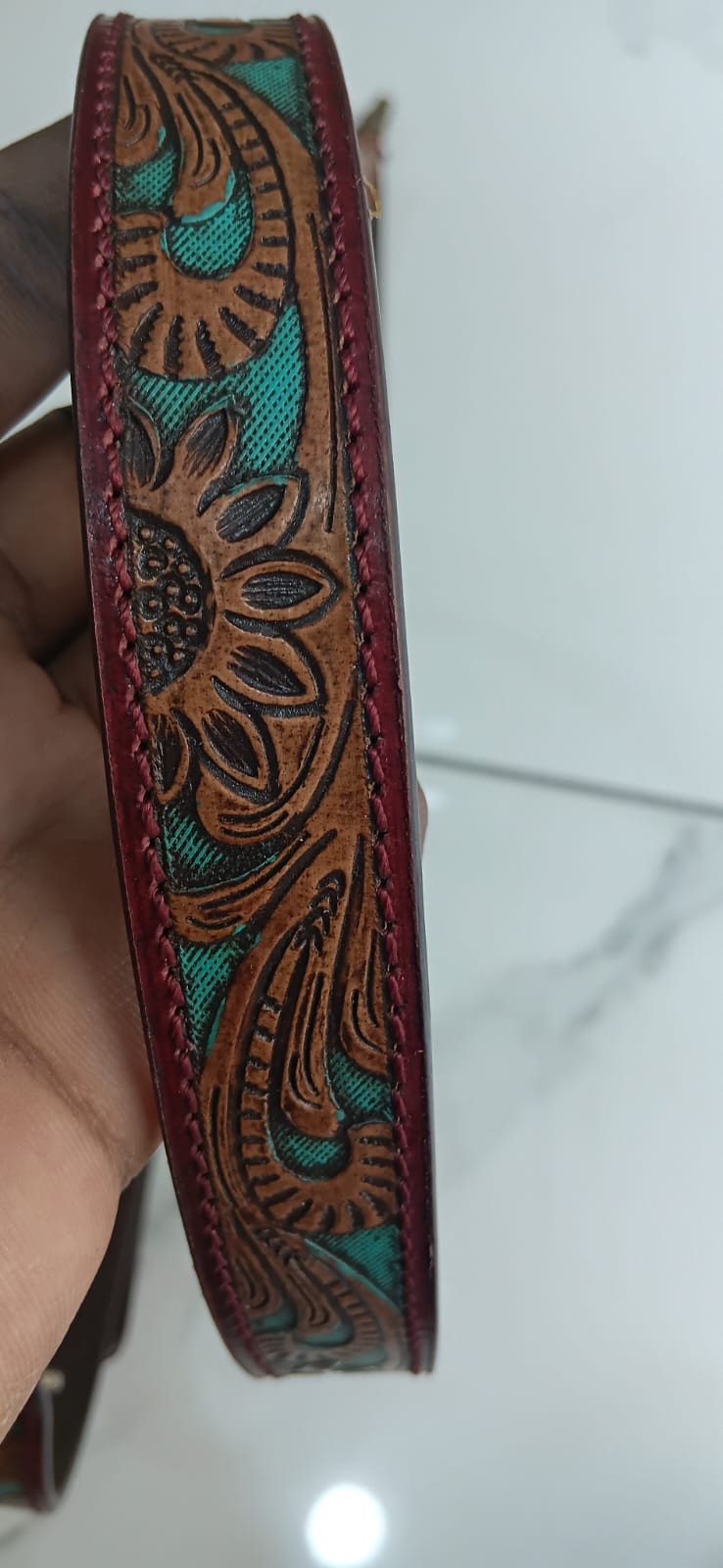 WOMEN'S HAND CARVING SLING BAG - Image 6